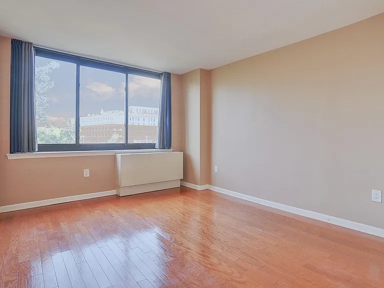 700 Grove St #4F — Photo 13
