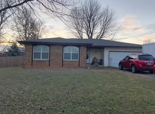 3545 S Virginia Ave, Springfield, MO 65807
