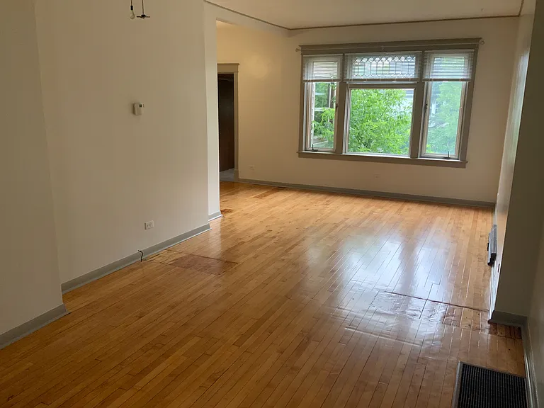 2753 Wellington St — Photo 4