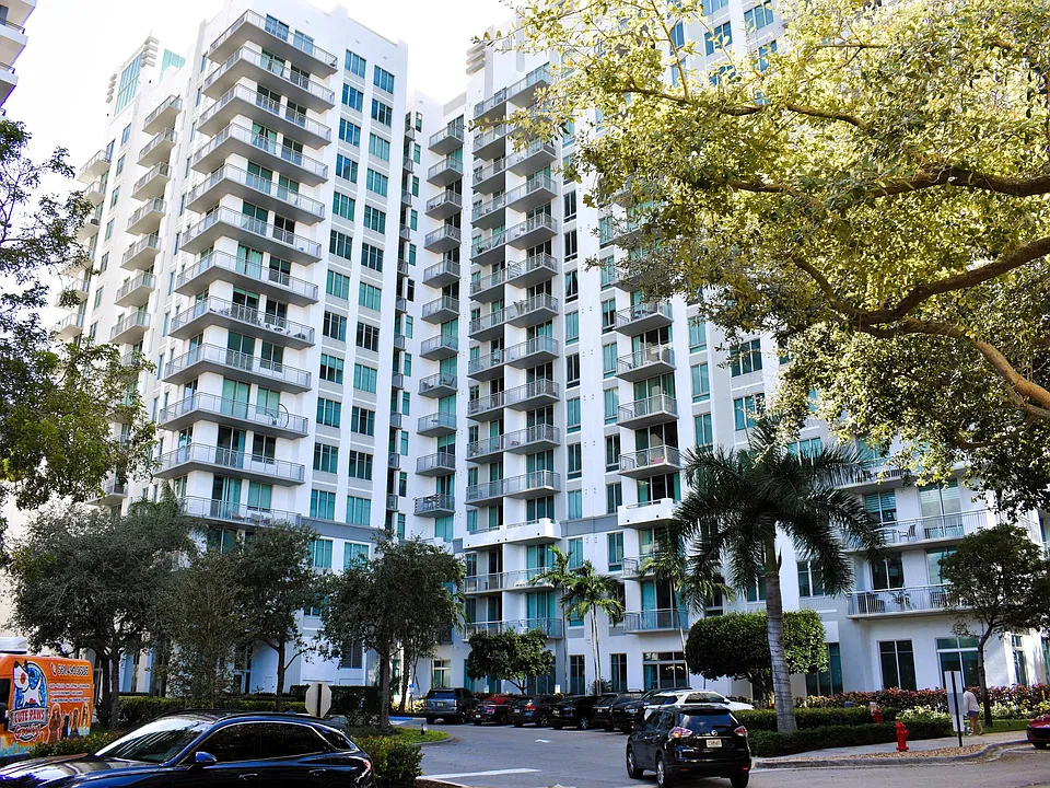 300 S Australian Ave #1010