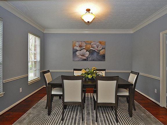 4th image of 3719 Big Piney Dr