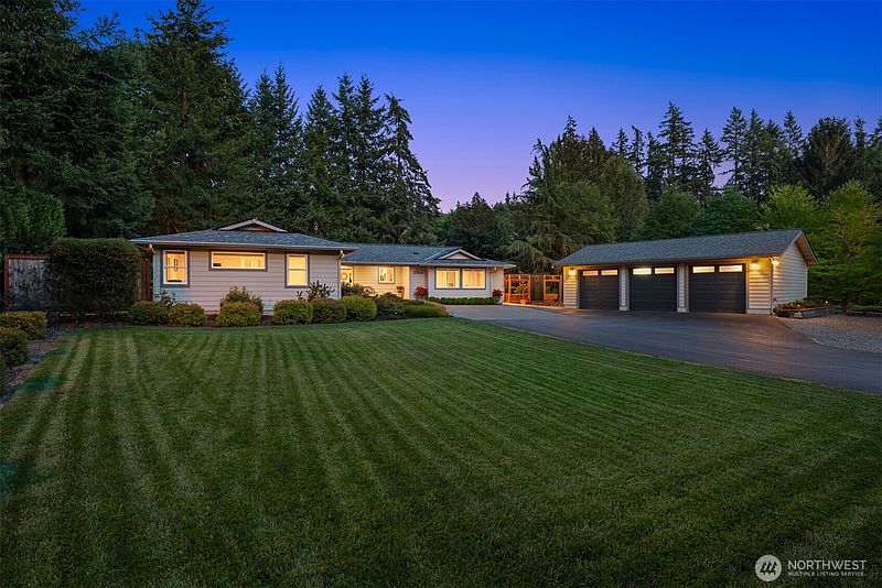 4th image of 27426 208th Avenue SE