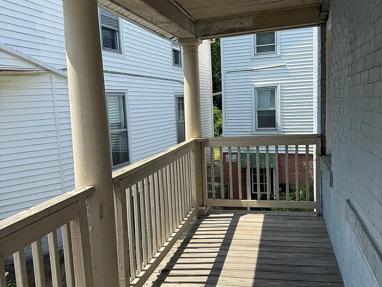 36 Soule St — Photo 4