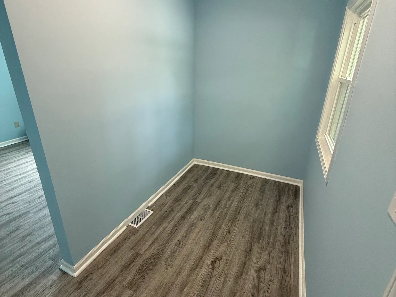 2 bed, 1000 sqft, $1,095 — Photo 2