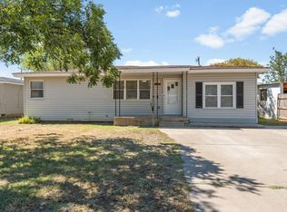 1905 60th St, Lubbock, TX 79412