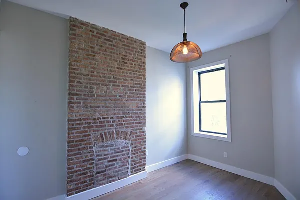 Rented by Yaffa Realty LLC | media 33