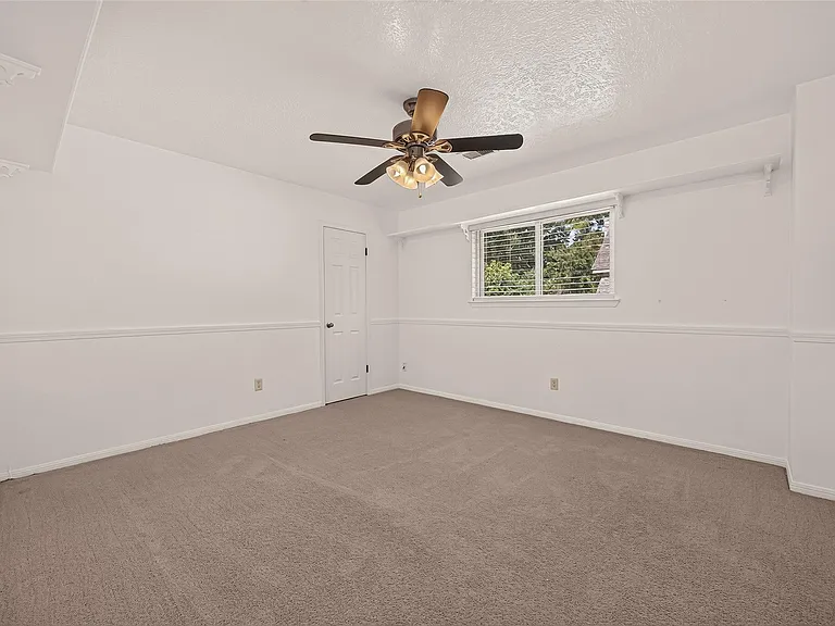 12619 Chriswood Dr — Photo 18