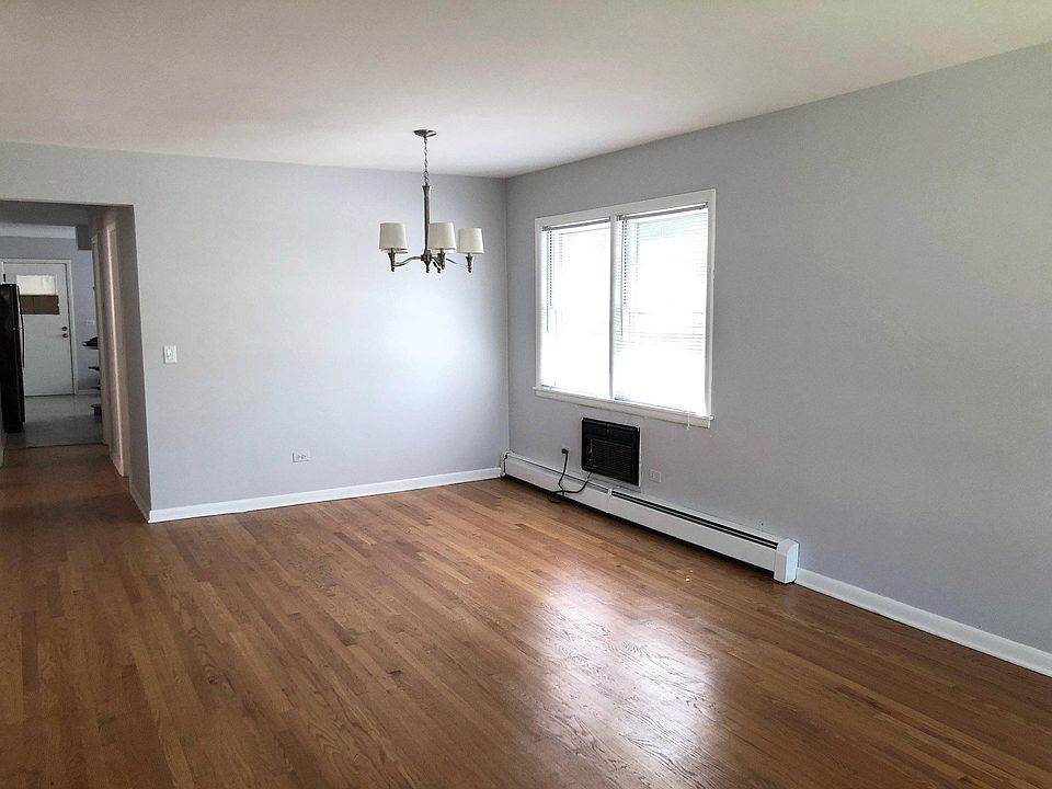 1st image of 8555 W Berwyn Ave #1