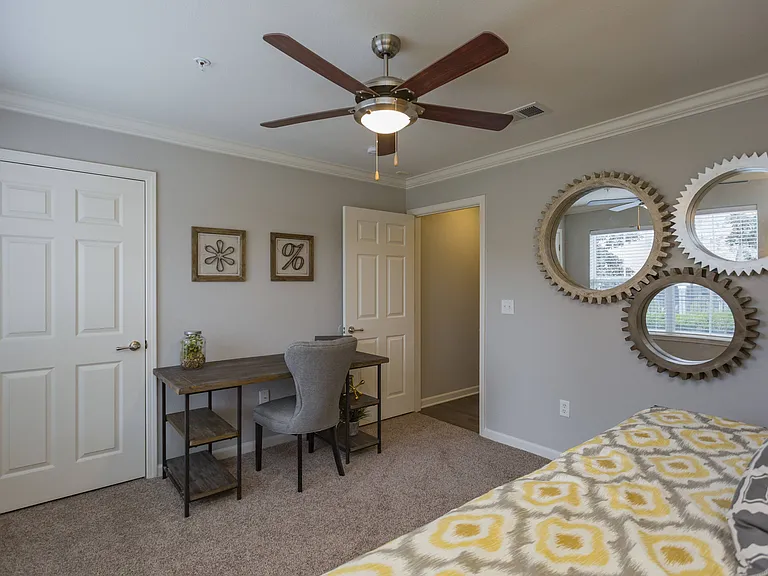 Spacious Bedroom with Desk