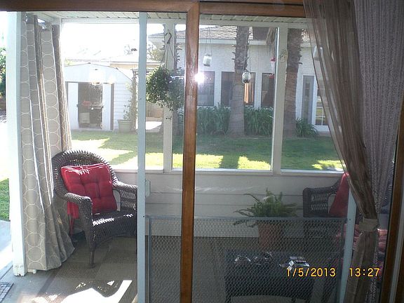 Patio & view of Guest house
