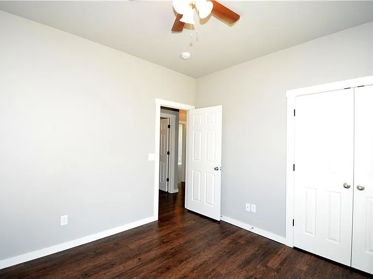 311 Copper Oaks Dr — Photo 12
