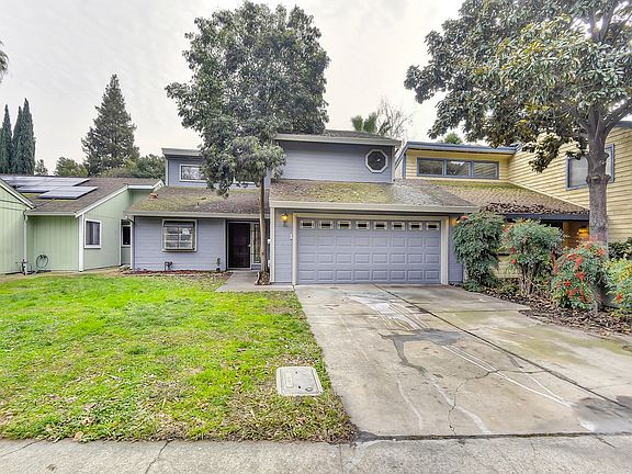 2nd image of 26 Saginaw Cir
