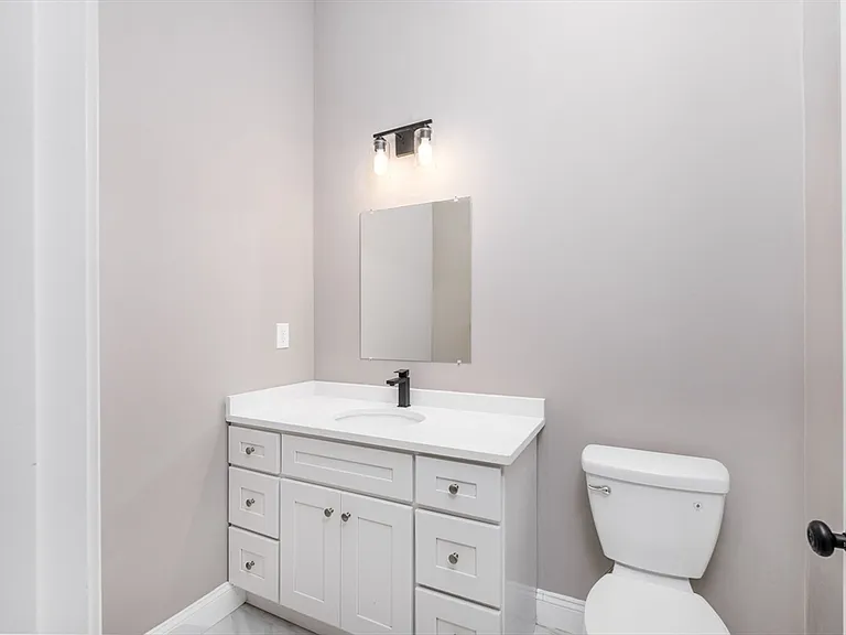 216 Vane St #2 — Photo 6