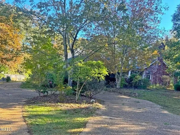 106 Quail Hollow Pl, Brandon, MS 39047