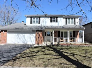 1054 186th St, Homewood, IL 60430