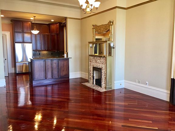 3rd image of 1818 Pacific Ave APT 2