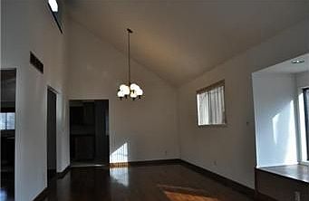 5th image of 9912 Wayne Ave