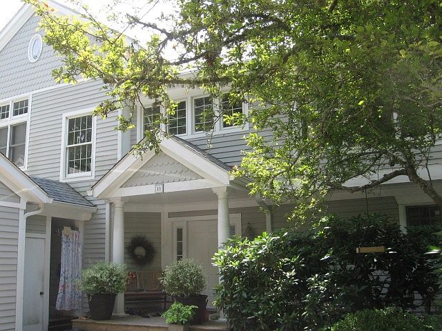1st image of 122 Cove Rd #11