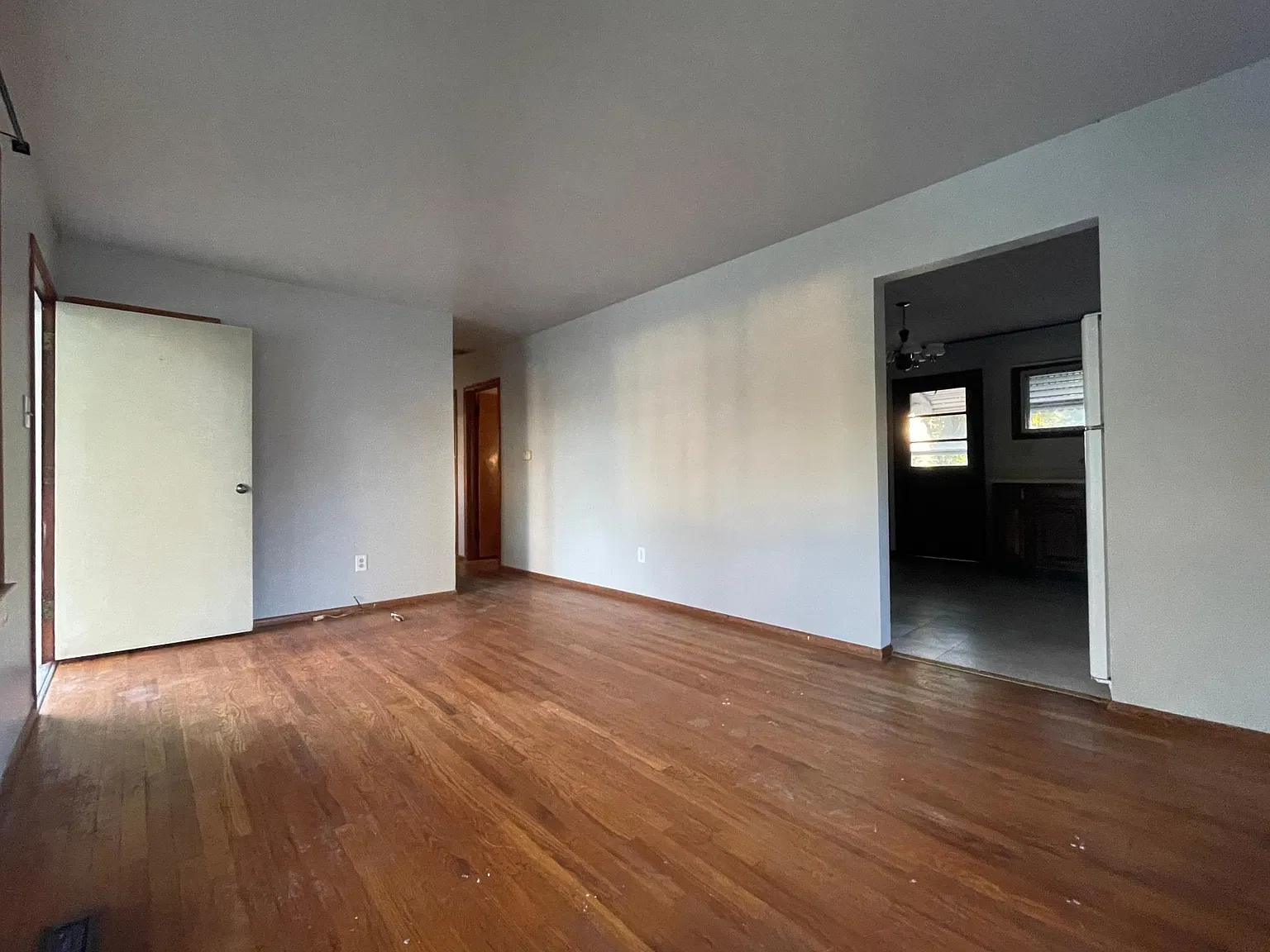 1641 Broadmoor Ave — Photo 4