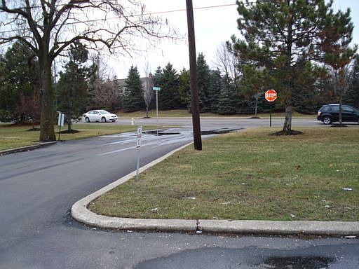 3rd image of 228 Nottingham Ct