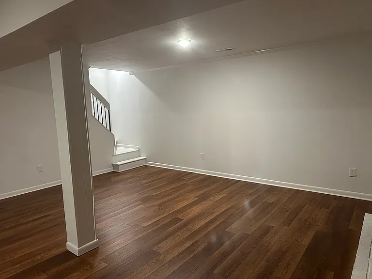 2408 Capistrano St — Photo 17