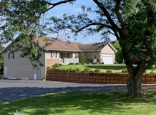 9699 State Route 84, Savanna, IL 61074