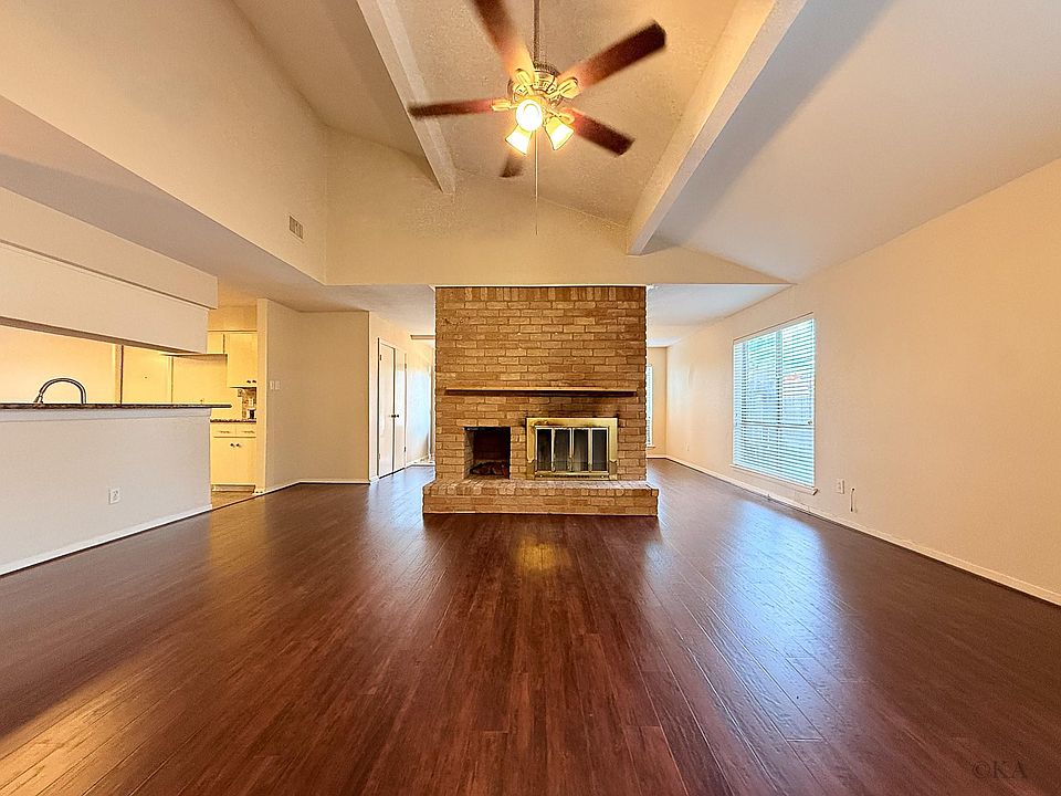 1st image of 3306 Hunterwood Dr