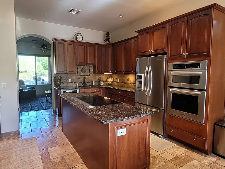 15021 E Tequesta Ct — Photo 6