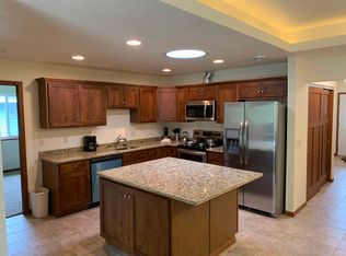 1683 Michael Ln, New Richmond, WI 54017