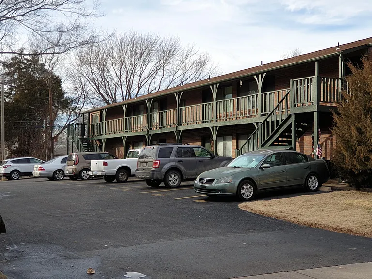 415 N Lorraine Ave — Photo 7