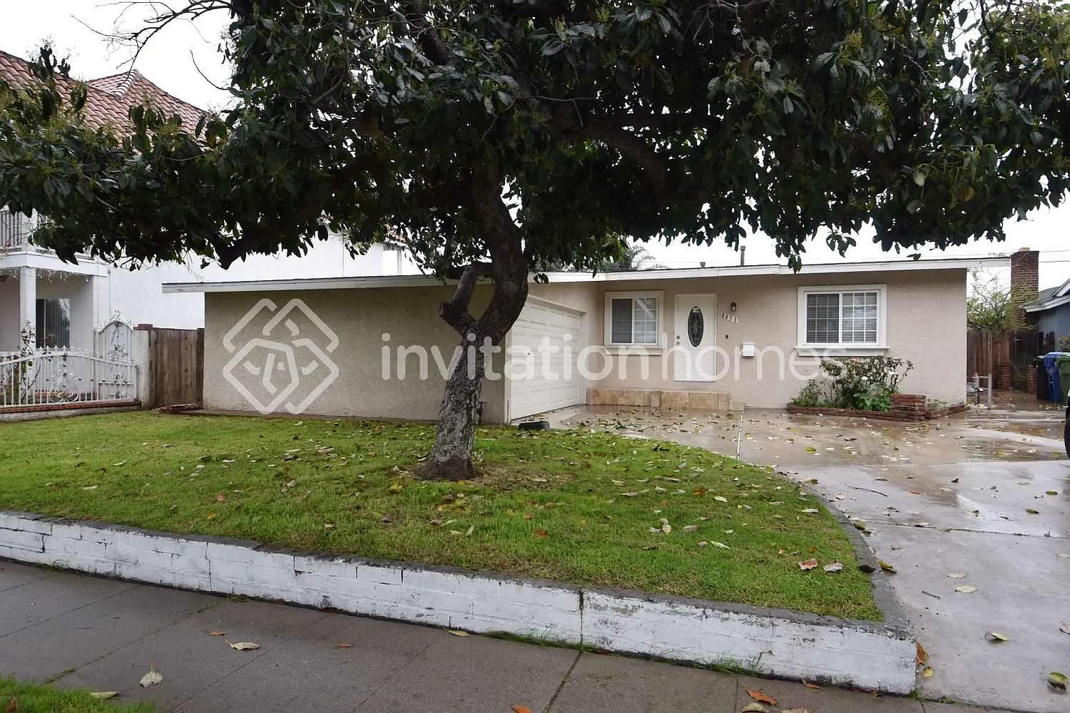 8451 Costello Ave Panorama City, CA 91402 — Photo 1