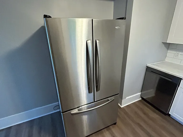 107 Lake St #2 — Photo 7