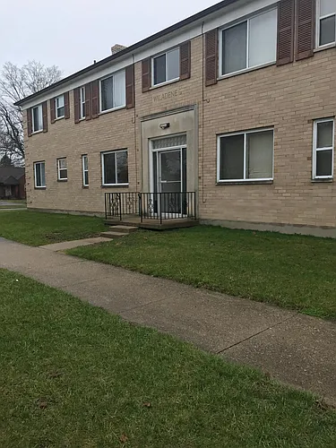614 Gainsborough Rd Photo 1