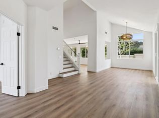 2082 Fairhope Loop, Vista, CA 92081