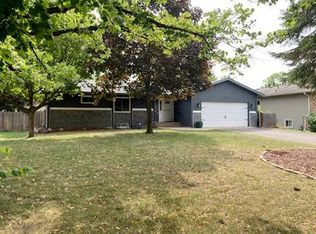 2900 Boone Ave N, New Hope, MN 55427