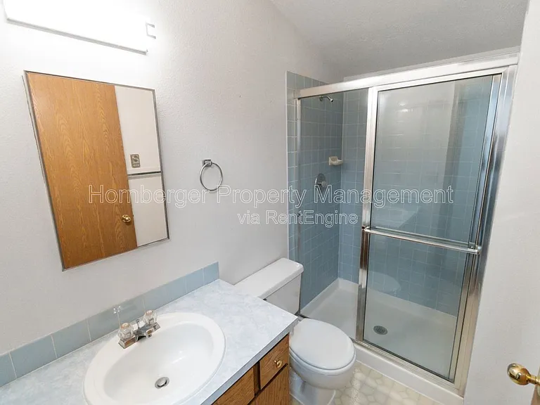 1603 E 33rd Ave #1603 — Photo 3