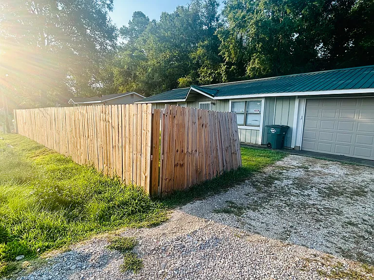 220 Long Beach Dr — Photo 36