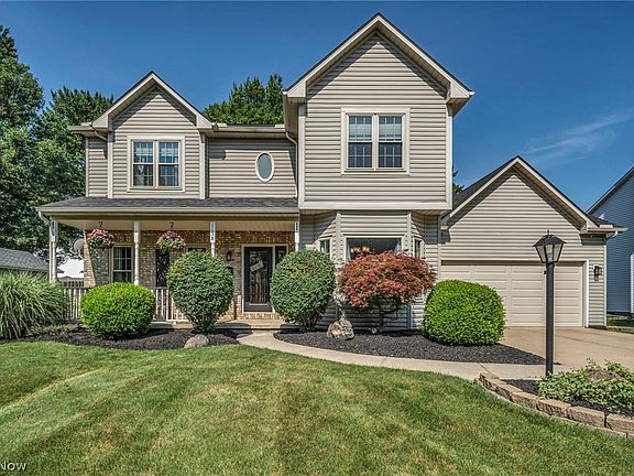 3rd image of 1138 Middlefield Trl