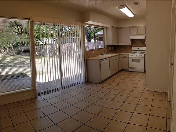 4th image of 10308 Golden Quail Dr