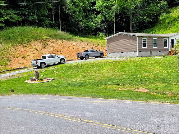 2nd image of 30 Evergreen Rd