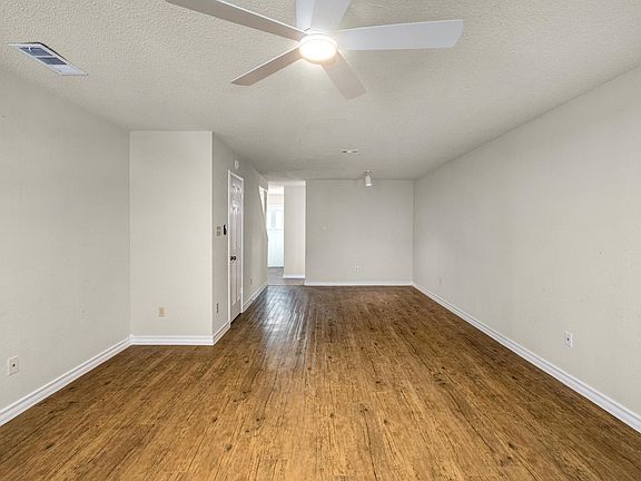 5th image of 1404 Norwalk Ln APT 206