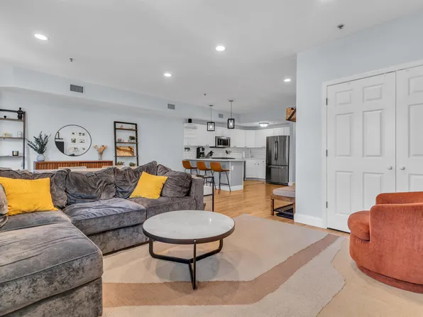 521 Adams St APT 2, Hoboken, NJ 07030