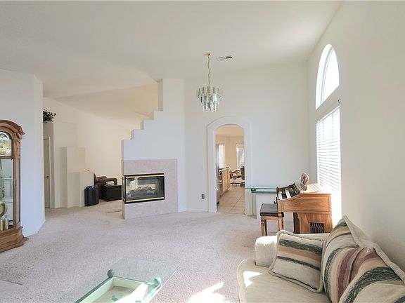 5th image of 1185 Gallant Fox Ave