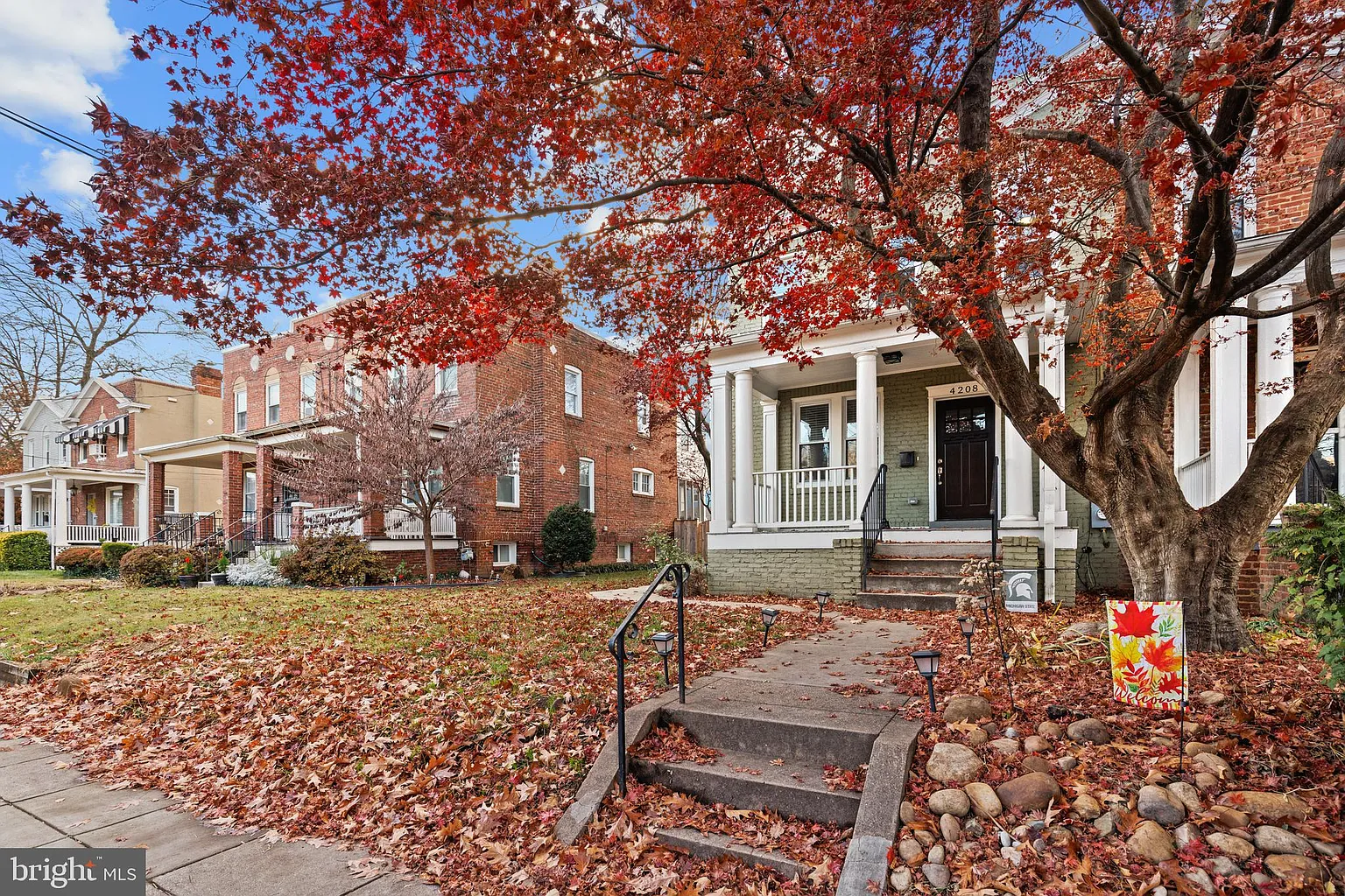 4208 13th St NE photo 1