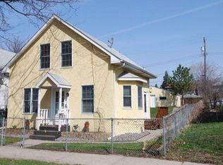 1079 Stinson St, Saint Paul, MN 55103