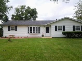 937 W Arlington Ln, Crete, IL 60417