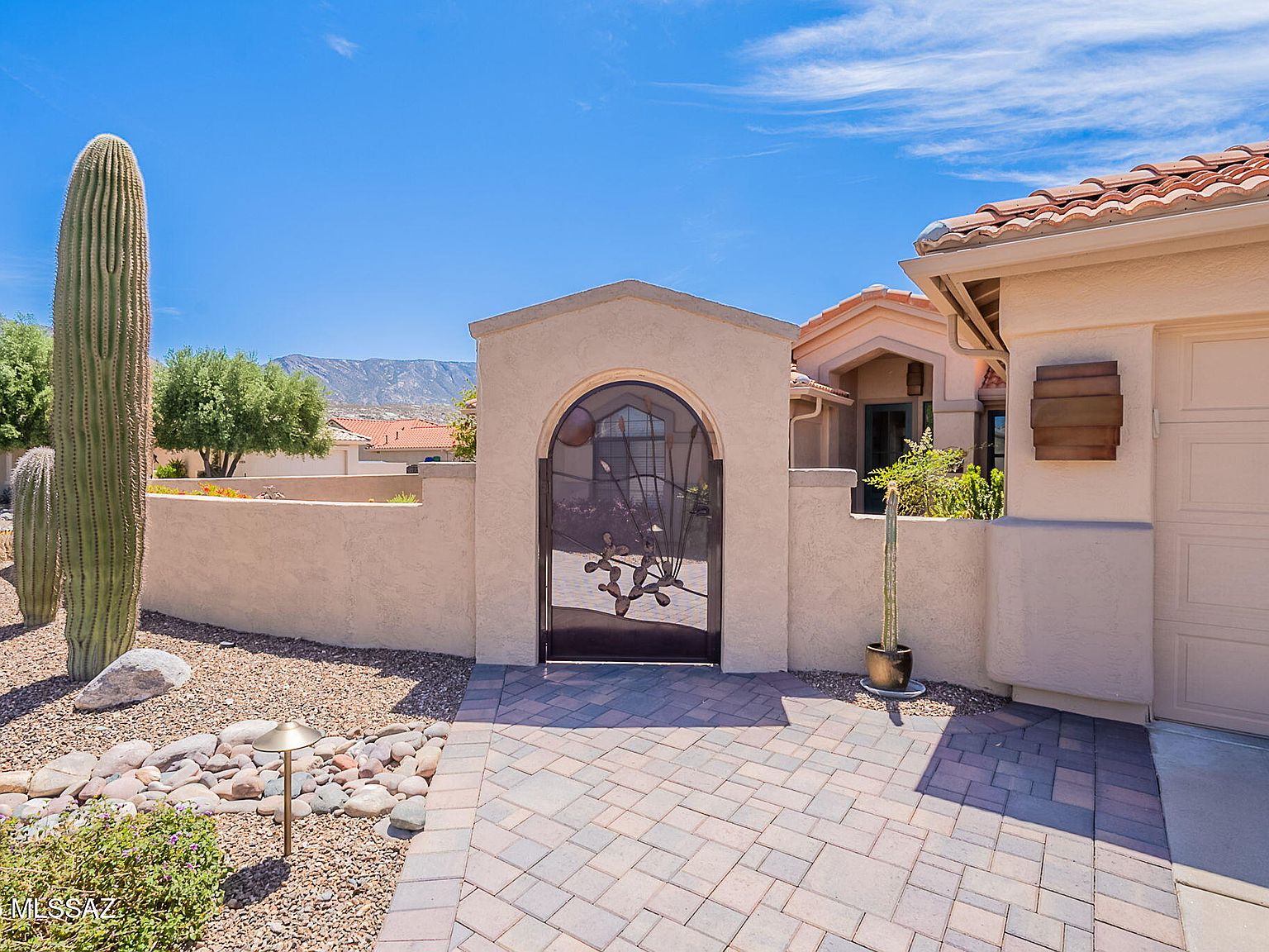 65885 E Desert Ridge Dr