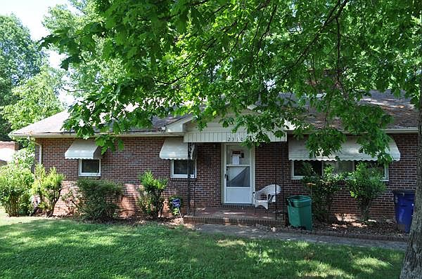 1st image of 2310 Ansonia St