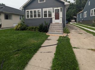 4612 Washington St, Downers Grove, IL 60515