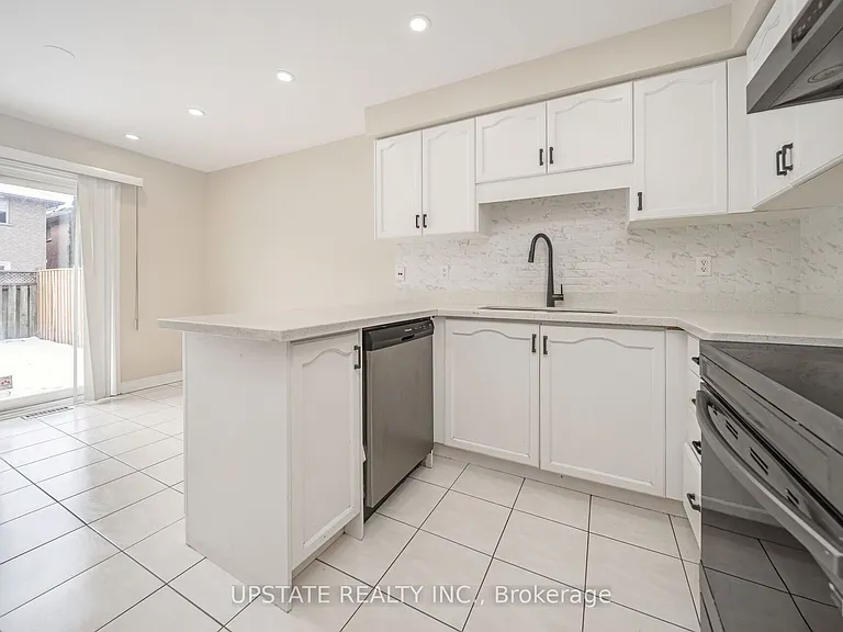 46 Velvet Grass Ln — Photo 9